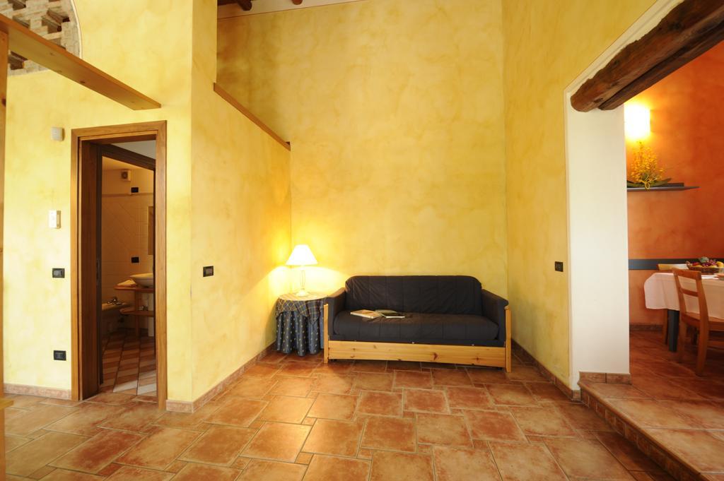 Maison d'hôtes Agriturismo Gian Galeazzo Visconti à Valeggio sul Mincio Chambre photo
