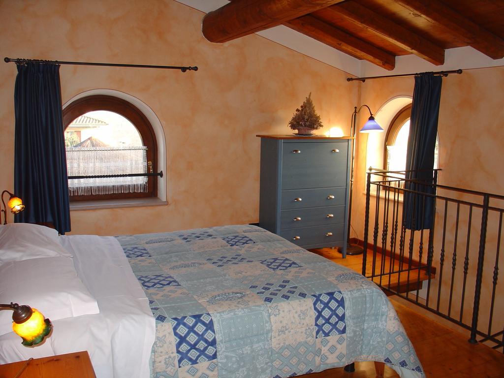 Maison d'hôtes Agriturismo Gian Galeazzo Visconti à Valeggio sul Mincio Chambre photo